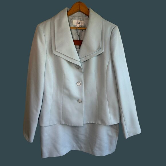 Le Suit Dresses & Skirts - Classic Vintage 90’s Le Suit Skirt Suit